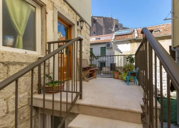 Apartment Rusticus Domus